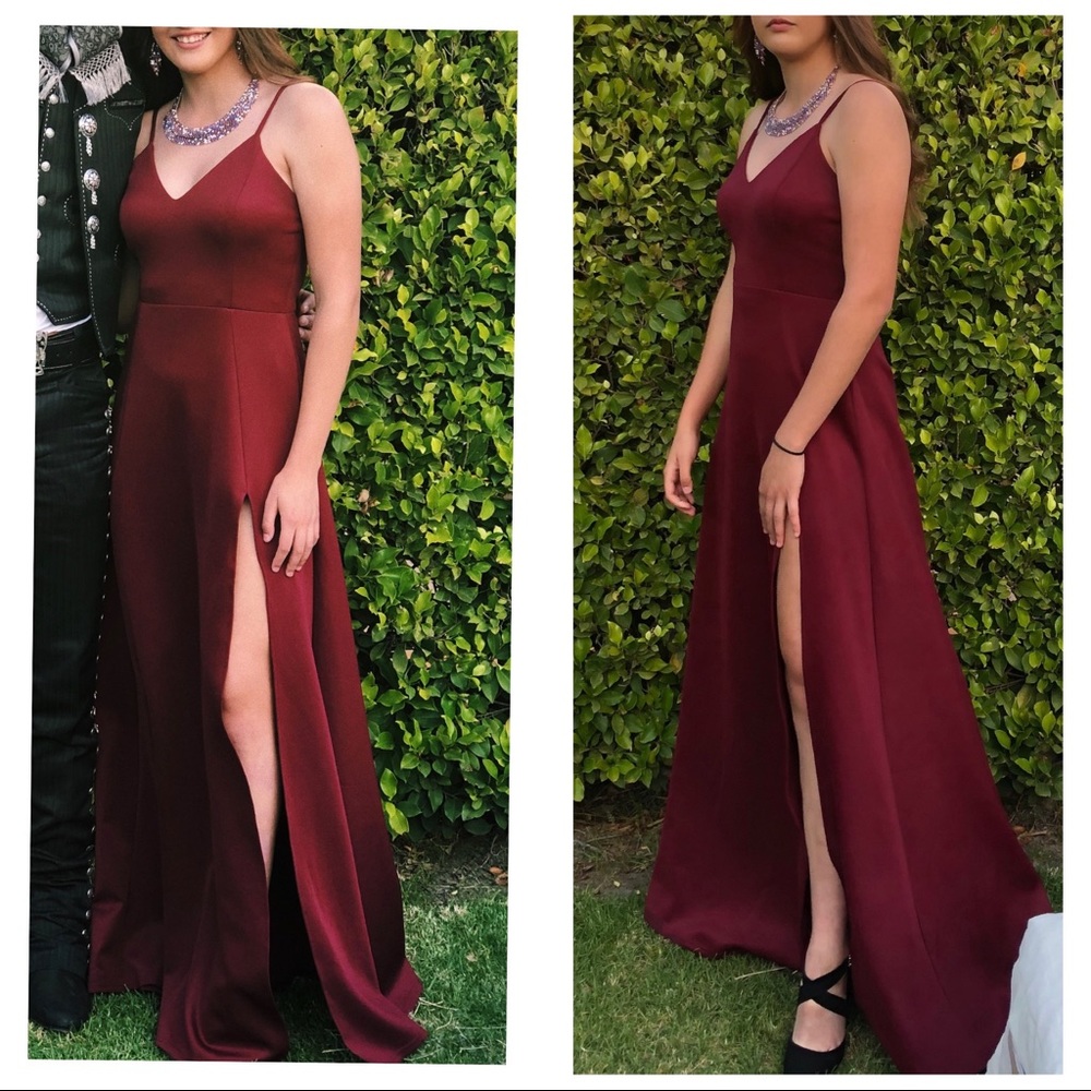 Windsor Long dress. Leg slit. Medium.